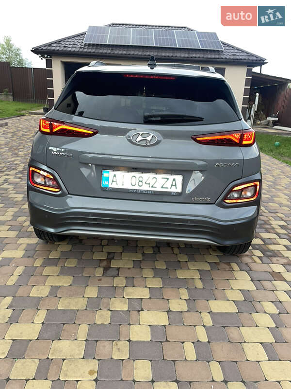 Внедорожник / Кроссовер Hyundai Kona 2020 в Буче