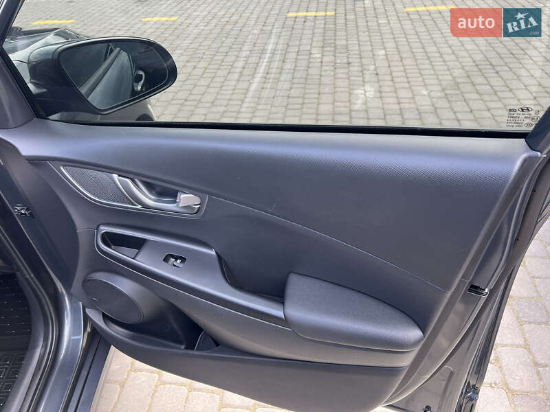 Внедорожник / Кроссовер Hyundai Kona 2019 в Черновцах фото 11 Внедорожник / Кроссовер Hyundai Kona 2019 в Черновцах
