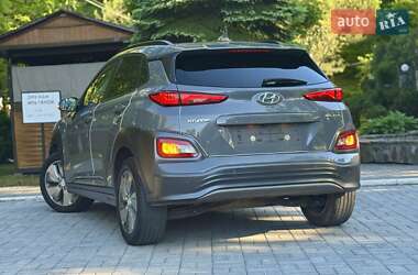 Позашляховик / Кросовер Hyundai Kona 2020 в 