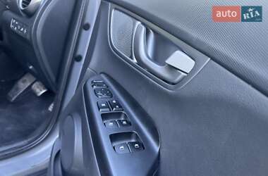 Позашляховик / Кросовер Hyundai Kona 2020 в 