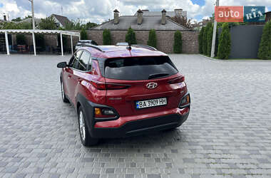 Внедорожник / Кроссовер Hyundai Kona 2020 в 