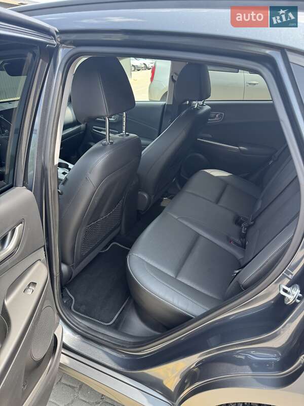 Внедорожник / Кроссовер Hyundai Kona 2018 в Львове