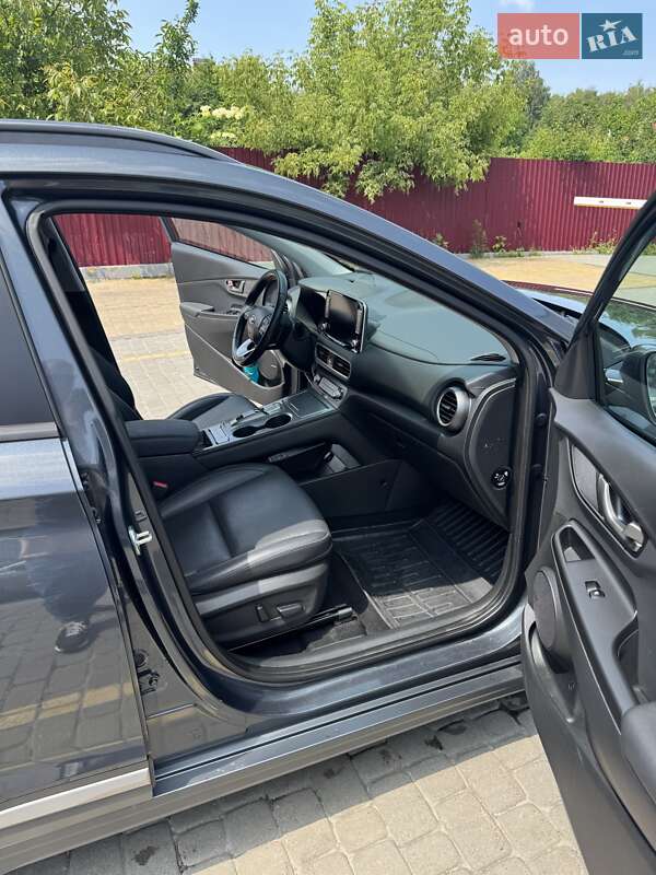 Внедорожник / Кроссовер Hyundai Kona 2018 в Львове