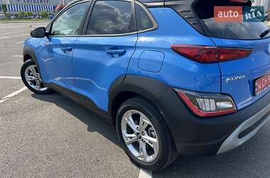 Внедорожник / Кроссовер Hyundai Kona 2022 в 