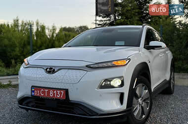 Внедорожник / Кроссовер Hyundai Kona 2020 в 