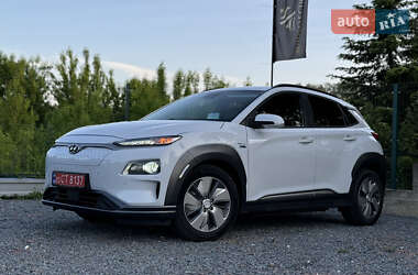 Внедорожник / Кроссовер Hyundai Kona 2020 в 
