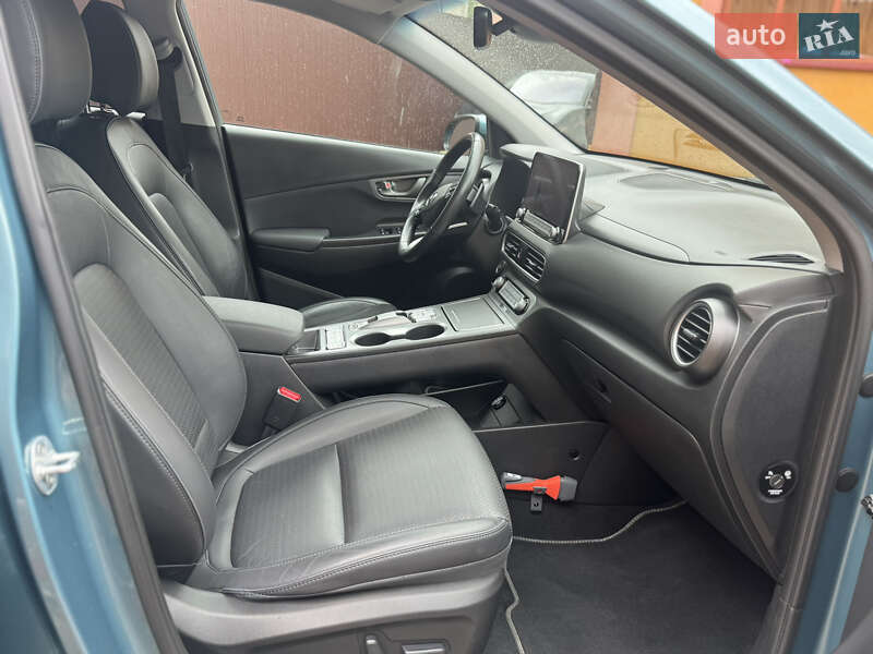 Внедорожник / Кроссовер Hyundai Kona 2019 в Ровно