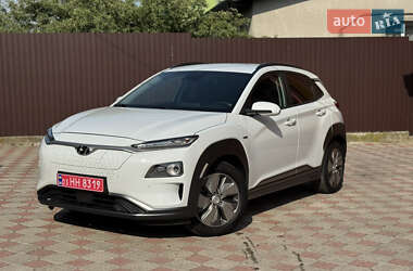 Внедорожник / Кроссовер Hyundai Kona 2018 в Ровно