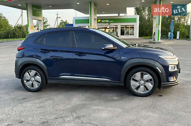 Позашляховик / Кросовер Hyundai Kona 2020 в 