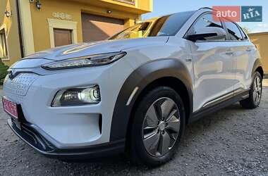 Позашляховик / Кросовер Hyundai Kona 2019 в Львові