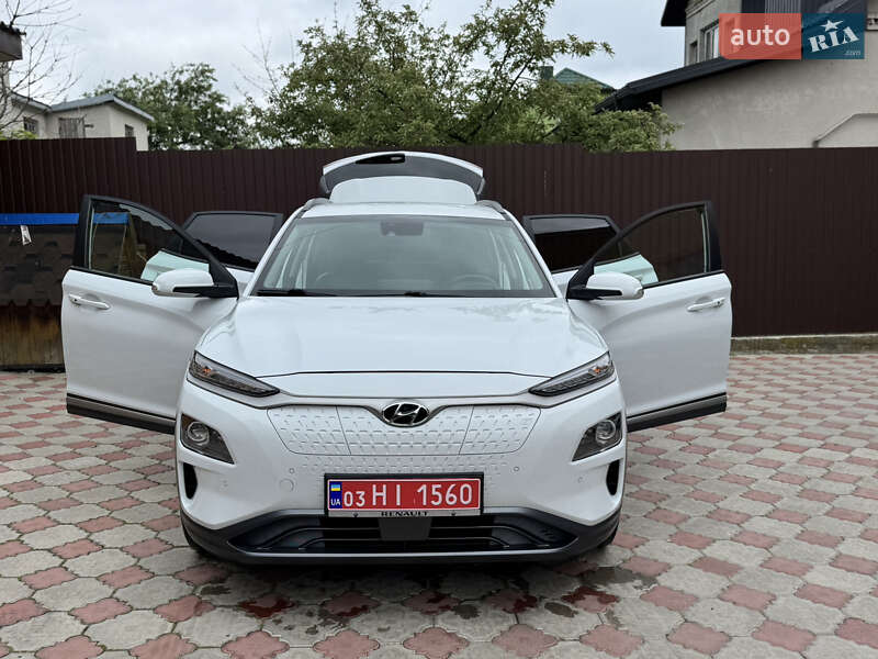 Внедорожник / Кроссовер Hyundai Kona 2019 в Ровно