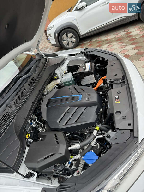 Внедорожник / Кроссовер Hyundai Kona 2019 в Ровно
