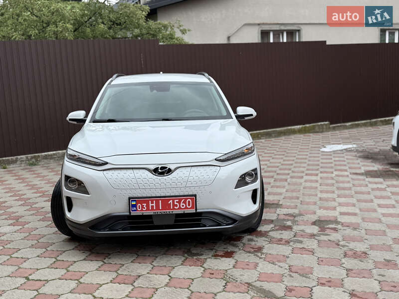 Внедорожник / Кроссовер Hyundai Kona 2019 в Ровно