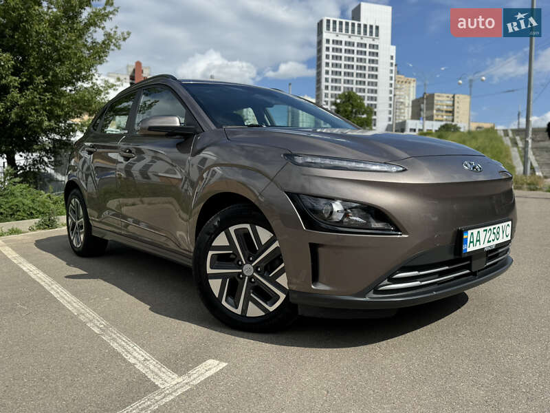 Позашляховик / Кросовер Hyundai Kona 2021 в Києві