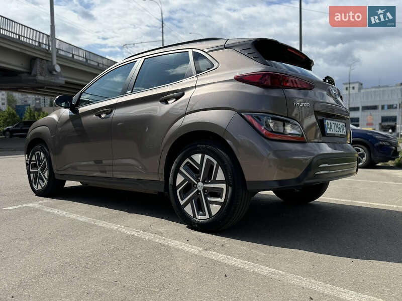 Позашляховик / Кросовер Hyundai Kona 2021 в Києві