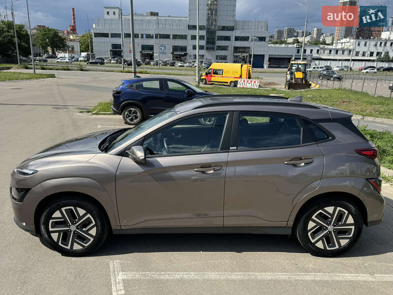 Позашляховик / Кросовер Hyundai Kona 2021 в Києві