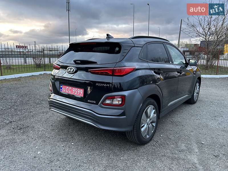Позашляховик / Кросовер Hyundai Kona 2020 в Києві