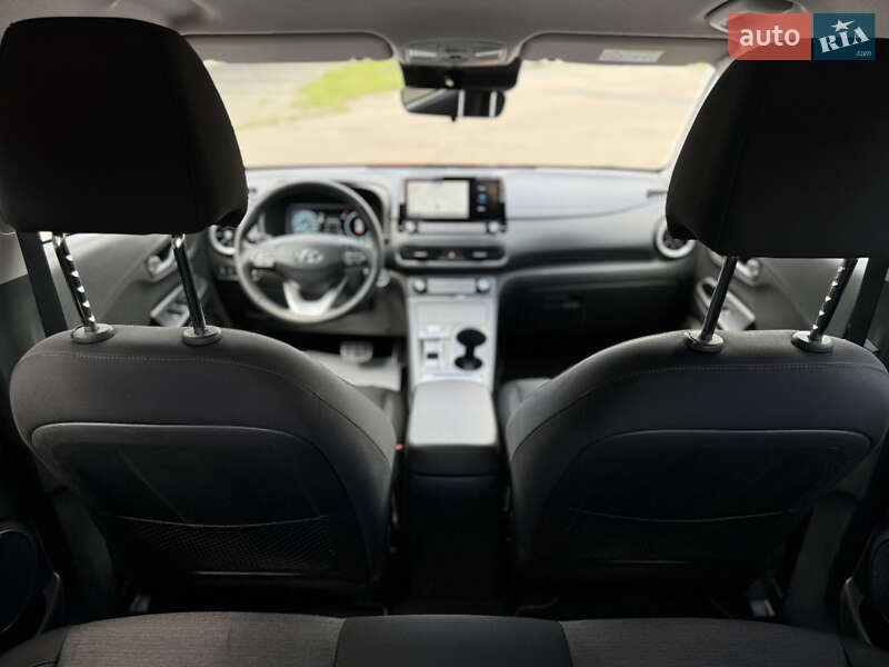 Внедорожник / Кроссовер Hyundai Kona 2022 в Киеве