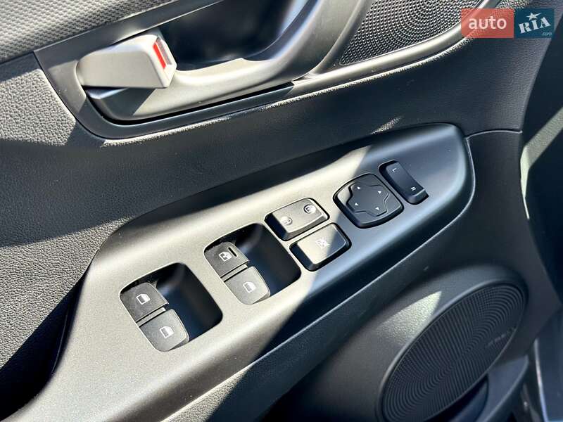 Внедорожник / Кроссовер Hyundai Kona 2021 в Кременчуге фото 12 Внедорожник / Кроссовер Hyundai Kona 2021 в Кременчуге