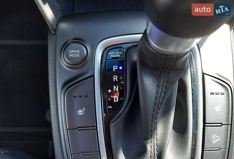 Позашляховик / Кросовер Hyundai Kona 2018 в Тернополі