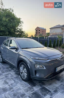 Позашляховик / Кросовер Hyundai Kona 2019 в Тернополі