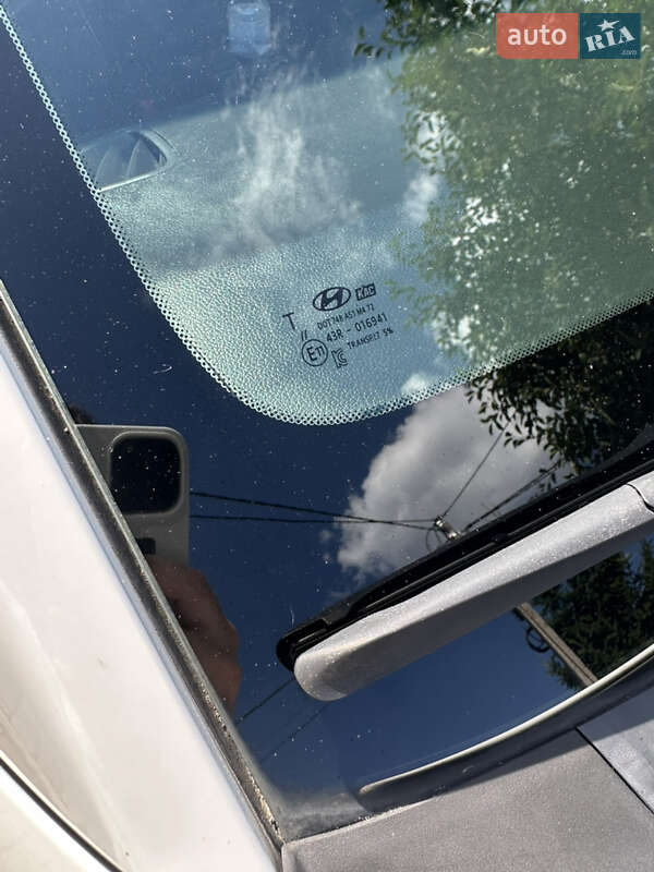 Внедорожник / Кроссовер Hyundai Kona 2020 в Тернополе