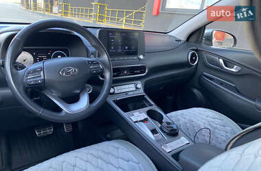 Позашляховик / Кросовер Hyundai Kona 2021 в 