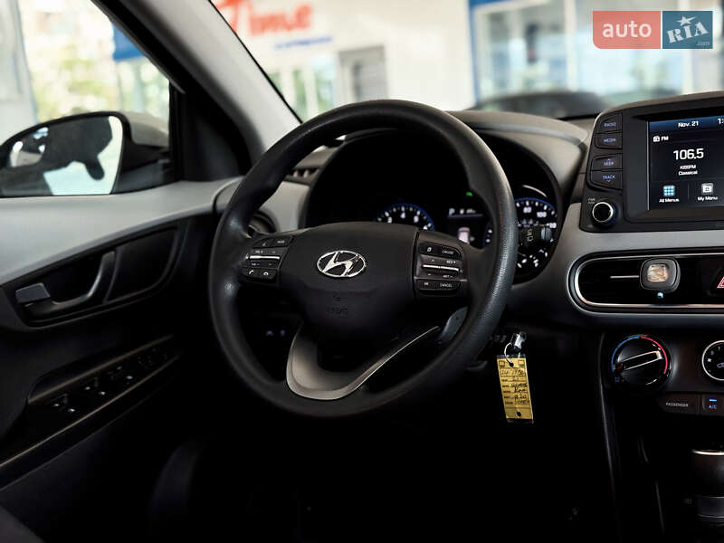 Внедорожник / Кроссовер Hyundai Kona 2020 в Киеве