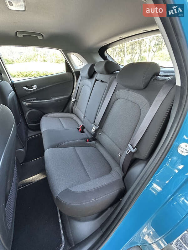 Внедорожник / Кроссовер Hyundai Kona 2022 в Днепре