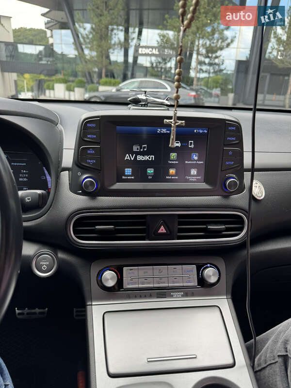 Позашляховик / Кросовер Hyundai Kona 2019 в Львові