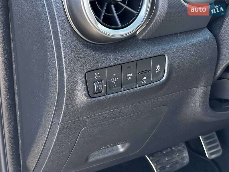 Внедорожник / Кроссовер Hyundai Kona 2022 в Львове