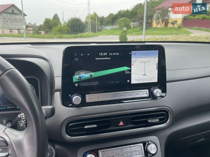 Внедорожник / Кроссовер Hyundai Kona 2023 в Николаеве