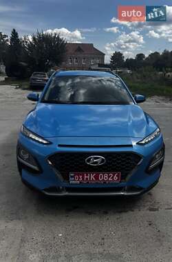 Внедорожник / Кроссовер Hyundai Kona 2018 в Ромнах