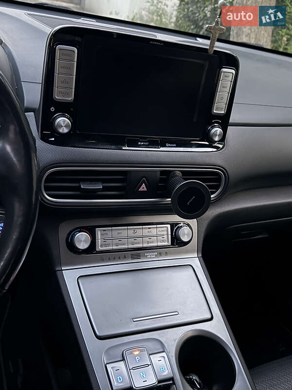 Внедорожник / Кроссовер Hyundai Kona 2019 в Львове