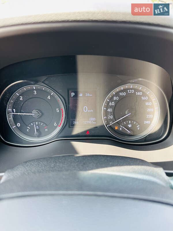 Позашляховик / Кросовер Hyundai Kona 2017 в Києві