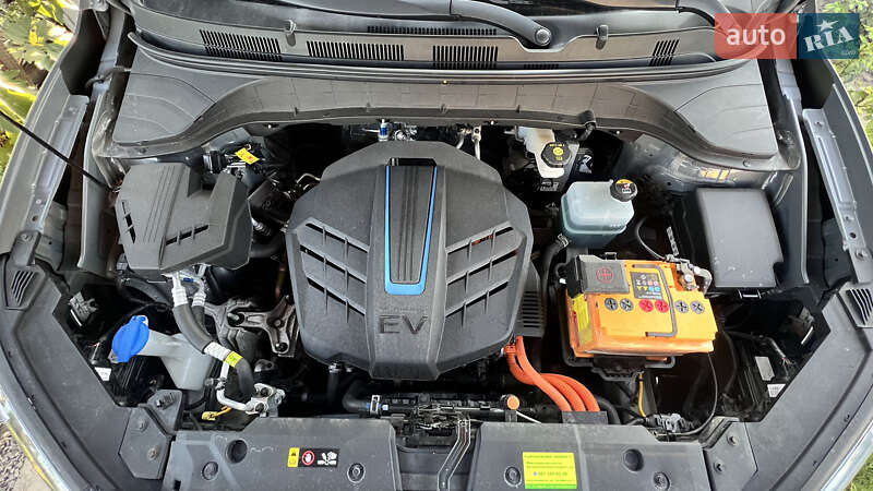 Позашляховик / Кросовер Hyundai Kona 2018 в Запоріжжі