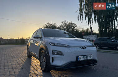 Внедорожник / Кроссовер Hyundai Kona 2020 в Тернополе