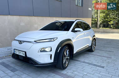 Внедорожник / Кроссовер Hyundai Kona 2020 в Тернополе