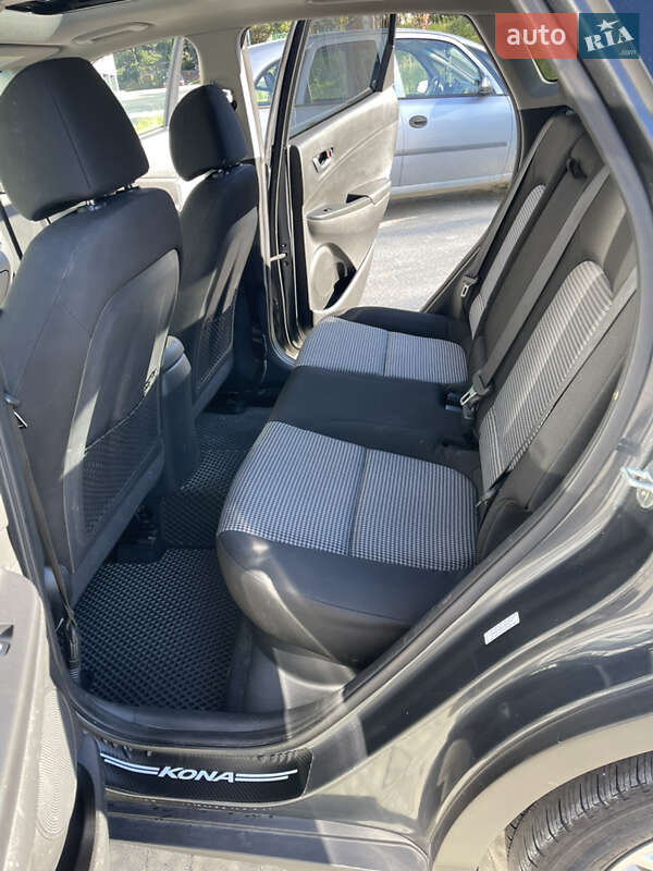 Внедорожник / Кроссовер Hyundai Kona 2019 в Львове