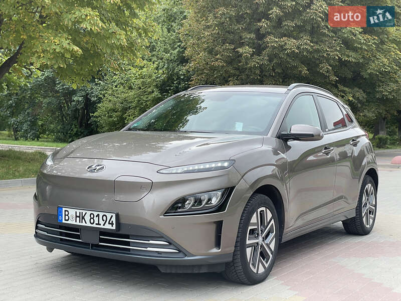 Внедорожник / Кроссовер Hyundai Kona 2021 в Тернополе