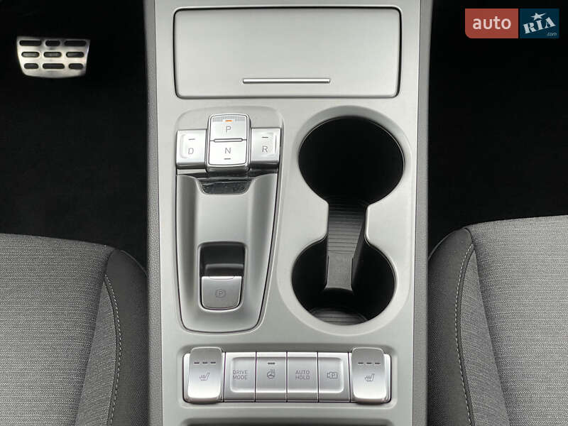 Внедорожник / Кроссовер Hyundai Kona 2021 в Тернополе