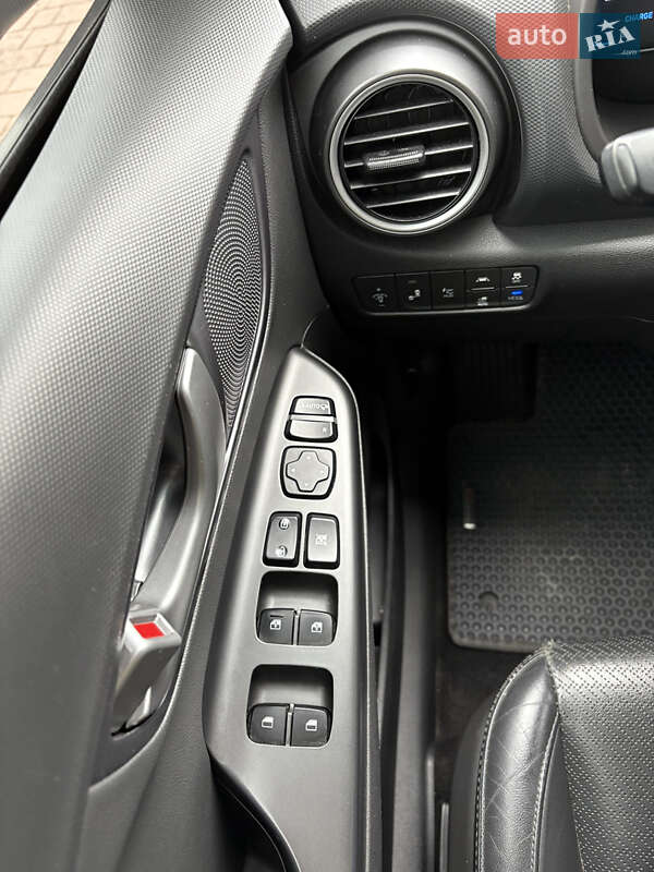 Позашляховик / Кросовер Hyundai Kona 2018 в Стрию