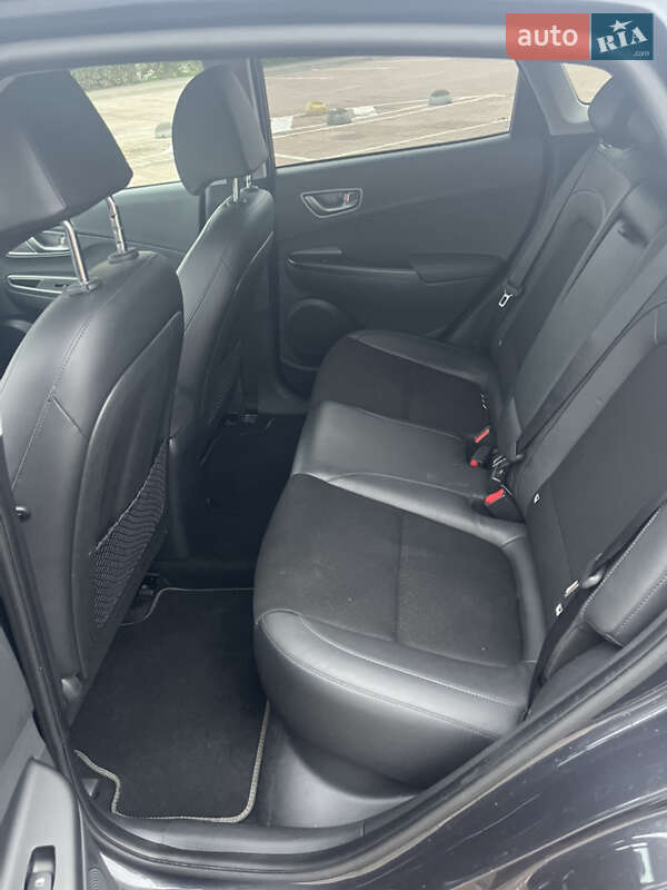 Внедорожник / Кроссовер Hyundai Kona 2020 в Житомире