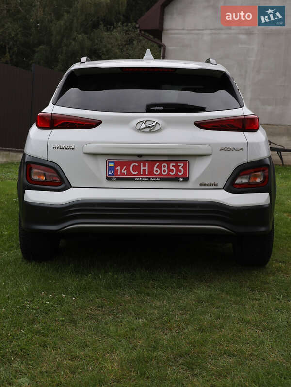 Внедорожник / Кроссовер Hyundai Kona 2020 в Тернополе