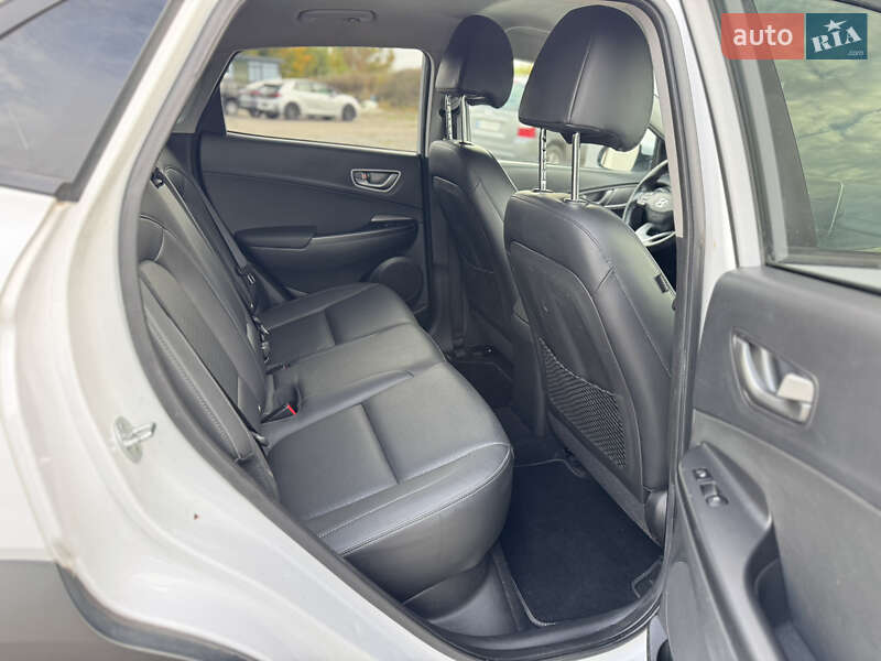 Позашляховик / Кросовер Hyundai Kona 2020 в Рівному