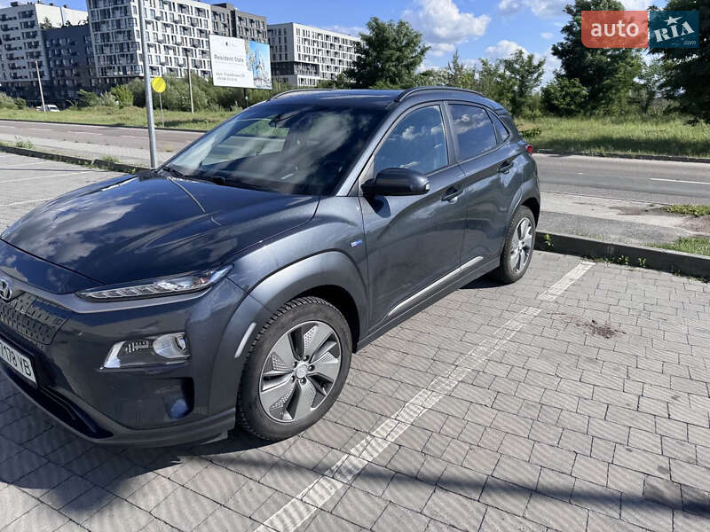 Внедорожник / Кроссовер Hyundai Kona 2019 в Львове