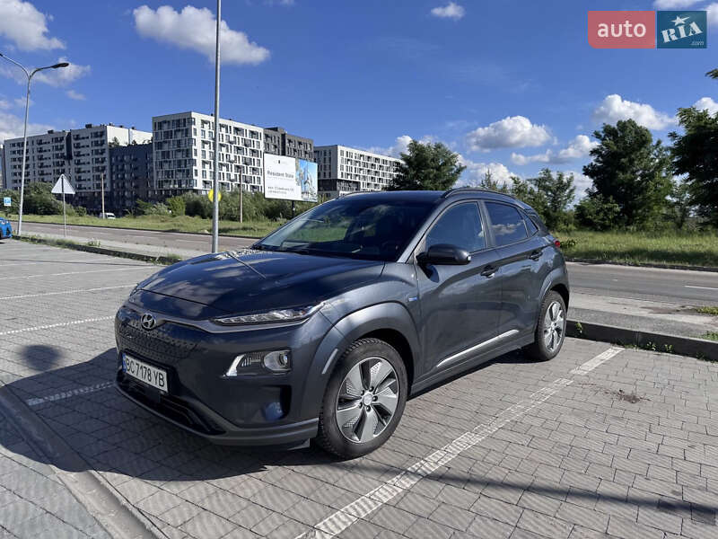 Внедорожник / Кроссовер Hyundai Kona 2019 в Львове