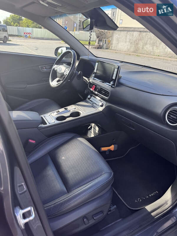 Внедорожник / Кроссовер Hyundai Kona 2019 в Львове