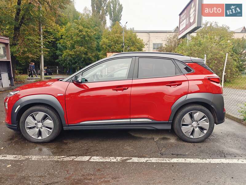 Внедорожник / Кроссовер Hyundai Kona 2021 в Виннице