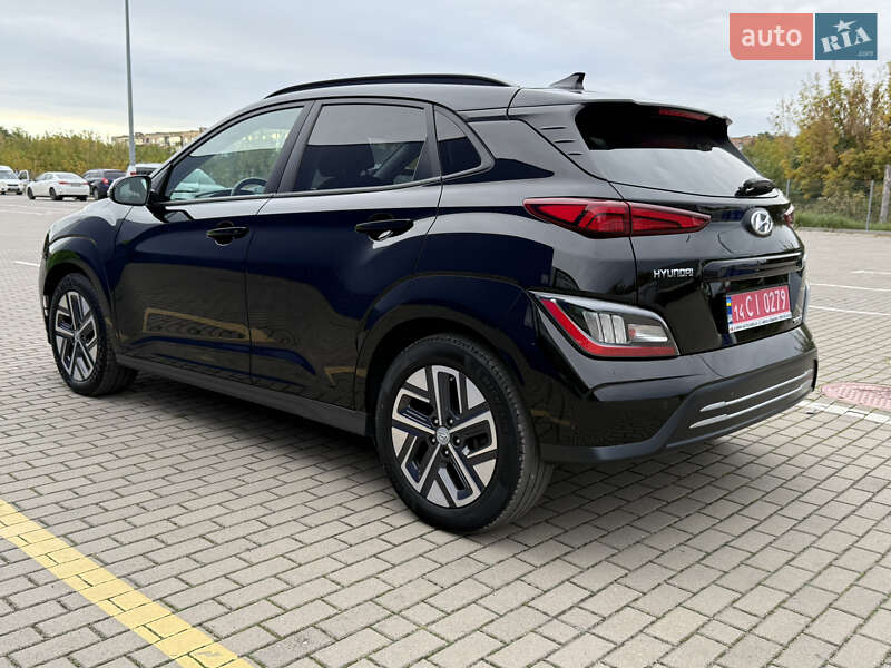 Внедорожник / Кроссовер Hyundai Kona 2022 в Дубно